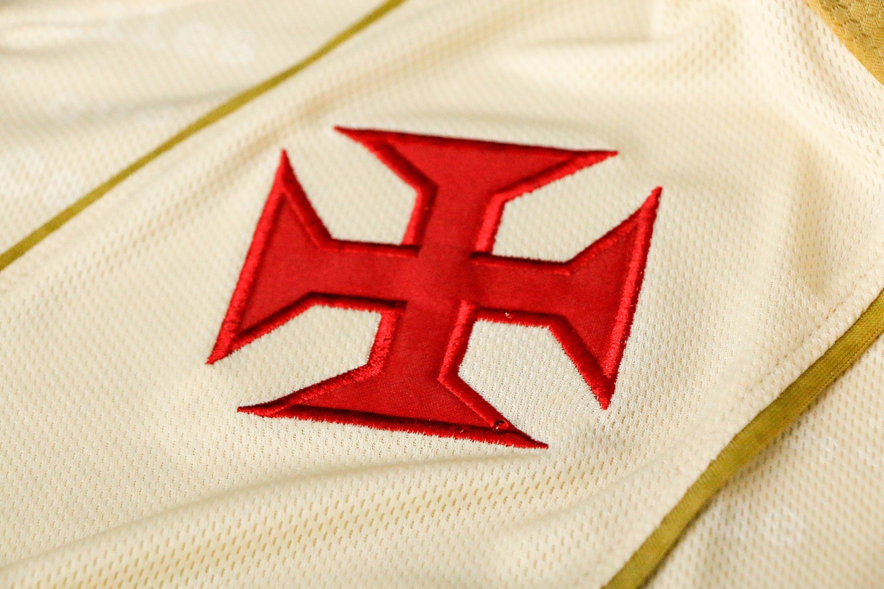Camisa 3 Vasco Kappa 24/25 - 100 anos resposta histórica - Masculina - Bege